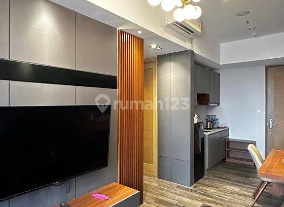 Homie Vibes 3 Bedroom Apartemen Taman Anggrek Residence 1