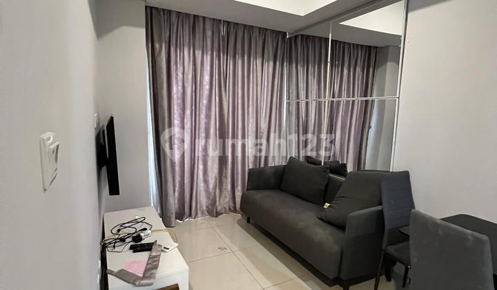 Disewakan Standar Furnished 2BR Apartemen Taman Anggrek Residences