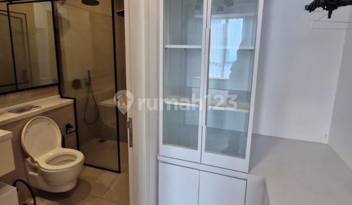Gila! Dijual 2Br Plus Apartemen Taman Anggrek Residence Furnished 2
