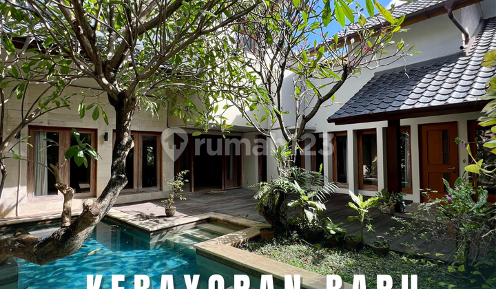 RUMAH MEWAH DHARMAWANGSA NUANSA VILLA KEBAYORAN BARU