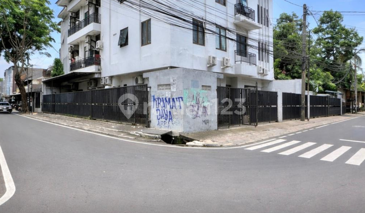 Rumah Lokasi Premium Kebayoran Baru Lokasi Strategis dan Bebas Banjir Rumah Lokasi Premium Kebayoran Baru Lokasi Strategis dan Bebas Banjir