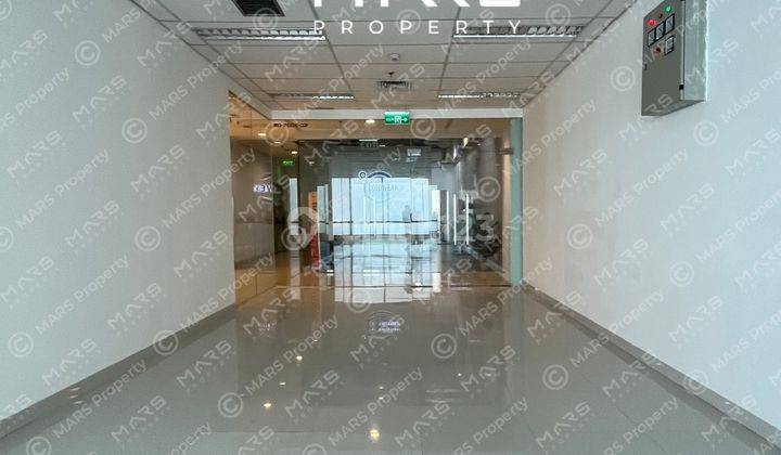 Office Space Soho Capital 280M² Semi Furnish Ready Use 2