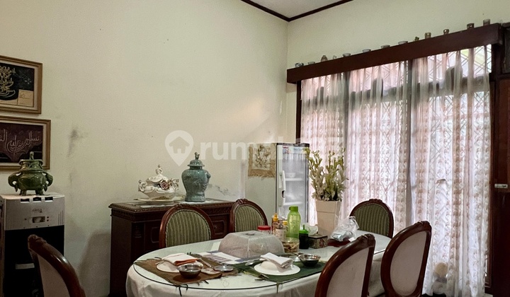 BEAUTIFUL HOUSE IN SENOPATI AREA, KEBAYORAN BARU 2