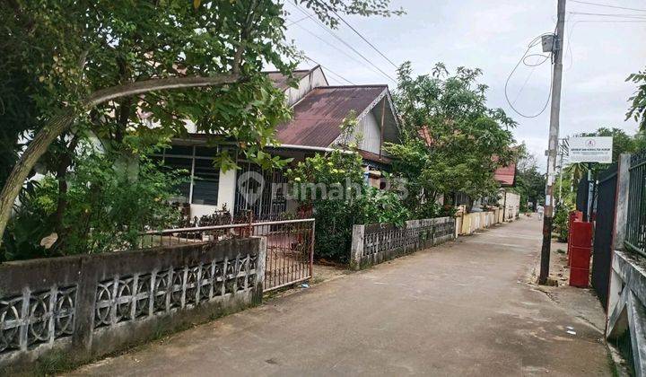 Rumah Lama Kondisi Siap Pakai Lokasi Strategis Di Podomoro, Gg. Catur Jaya 1