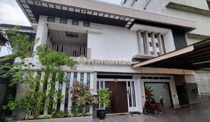 Rumah mewah siap huni lokasi strategis di Jl. Ks Tubun, Pontianak 2