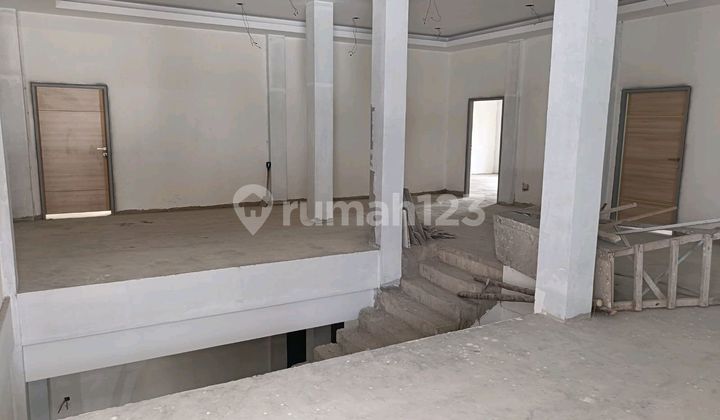 Rumah 2 Lantai Lokasi Strategis Pusat Kota Di Jalan Paris 2 2