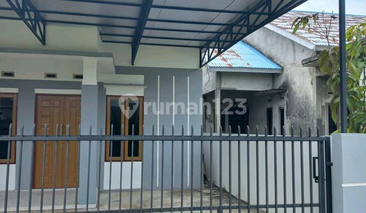 Rumah Siap Huni Lingkungan Strategis Pusat Kota Dekat Semua Akses Rumah Siap Huni Lingkungan Strategis Pusat Kota Dekat Semua Akses