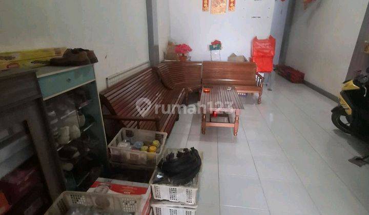 Ruko Tepi Jalan Siap Huni, Lokasi Strategis Cocok Untuk Rumah Tinggal Dan Buka Usaha Di Jalan 28 Oktober 2