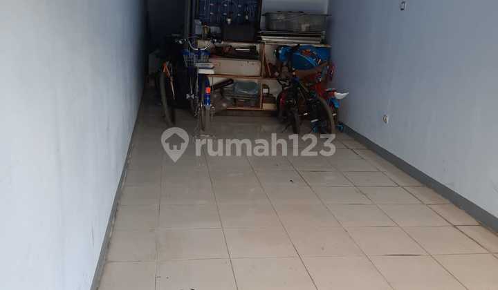 House in Kopo Permai Close to Toll Access and Strategically Located 2