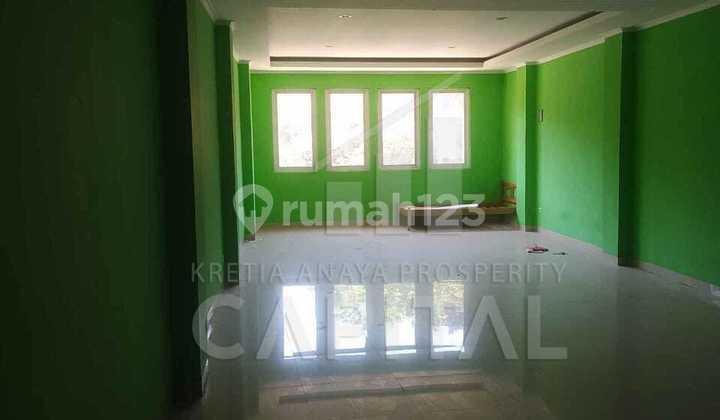 2 Adjacent 4-Story Shop Houses Ready for Business in the Center of Otista City. 2