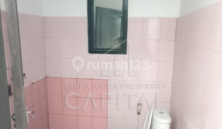 Spacious Ready-to-Occupy Residence in Cimahi Suitable for Employee Mess Office or Other Business Venues Spacious Ready-to-Occupy Residence in Cimahi Suitable for Employee Mess Office or Other Business Venues