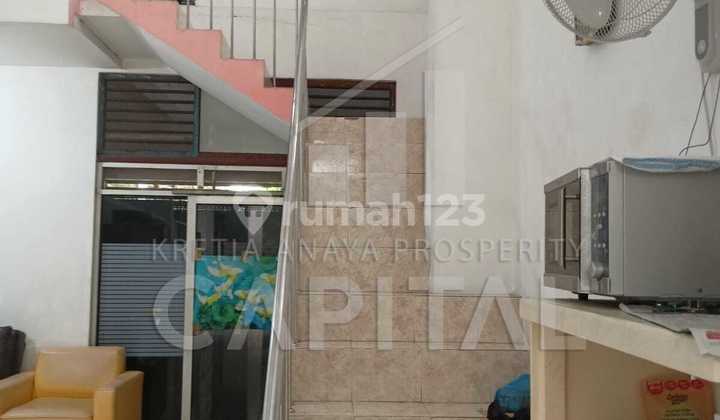 Ready-to-Occupy Shop House in a Very Strategic and Busy Downtown Yogyakarta Location 2