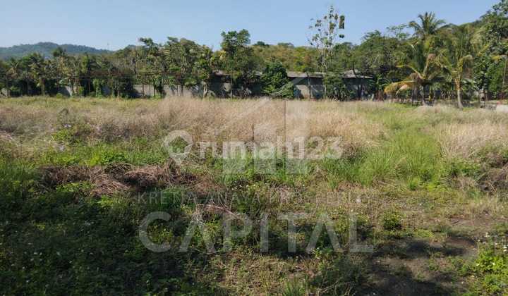 Large Land With Building in Kuningan Regency