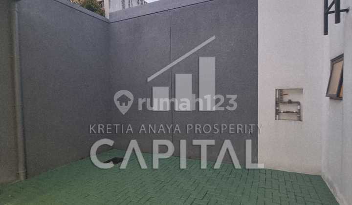 Semi-Furnished House with Prime Hook Position in Simakirana Area, Baru Parahyangan City. 2
