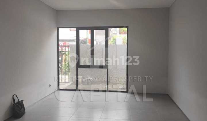 Tersedia 2 Unit Rumah Baru di Tengah Kota Sayap Pungkur Tersedia 2 Unit Rumah Baru di Tengah Kota Sayap Pungkur