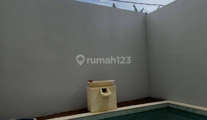 Rumah Villa lokasi ditengah kota 2 menit dari Dyatmika School 10