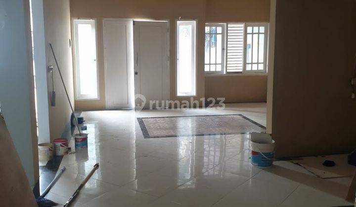 Dijual Rumah Di Perum Duren Village ,ciledug Tangerang 2 Lantai Shm Bagus Timur 2