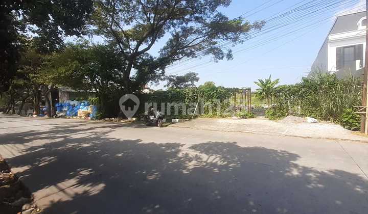 For Rent, Large Land on the Side of Durian Main Road Near Undip Tembalang Campus, Semarang. 1