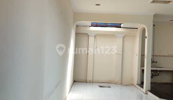 Dijual Rumah 2 Lantai Hook di Plamongan Indah 2