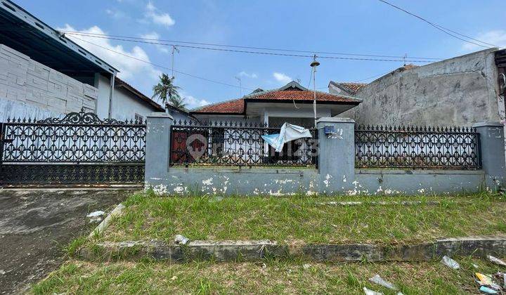 Rumah Besar di Pinggir Jalan Raya Batang Dieng 4