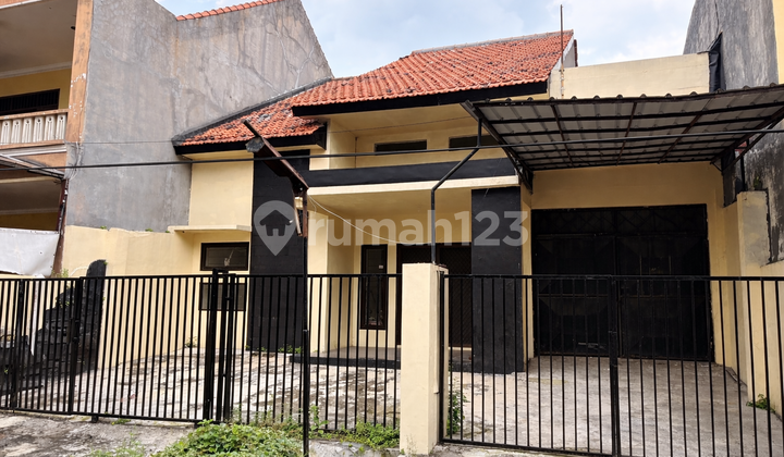 Disewakan Rumah Dekat Kampus Ubaya Surabaya 2