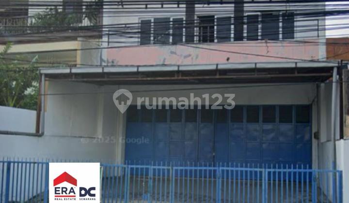 2-story shophouse in downtown Semarang 1