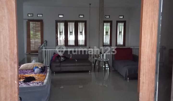 For Rent: 2-story house in Salatiga