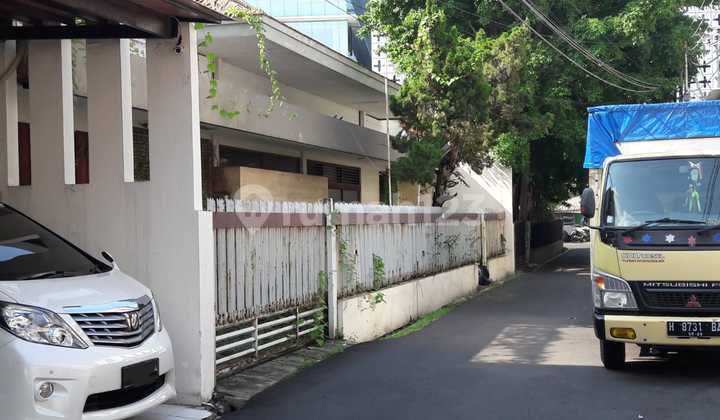For Sale House in the Center of Semarang City 1