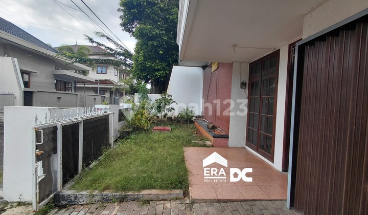 Disewakan Rumah Luas Kondisi Bagus,Terawat dan Siap Huni di Semarang Utara