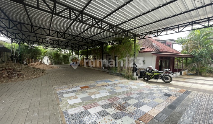 Tanah ada bangunan di Jatingaleh Semarang, dekat sekolah Internasional 1