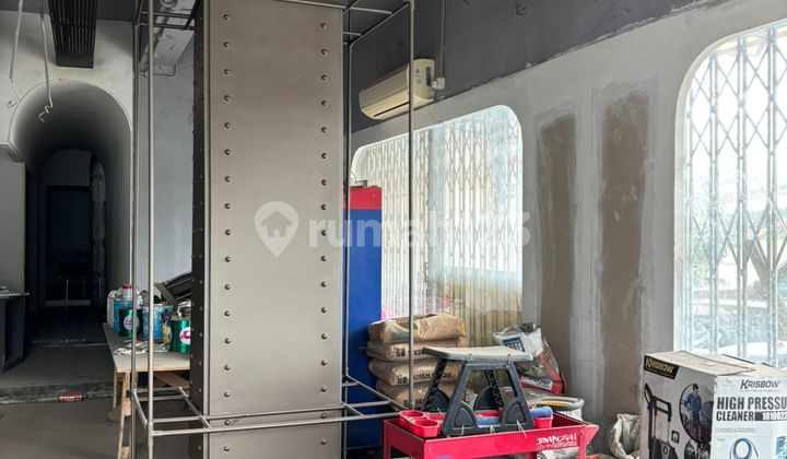 Disewakan Ruko 2,5 Lantai di Semarang Utara Dekat Pelabuhan, Bandara 2