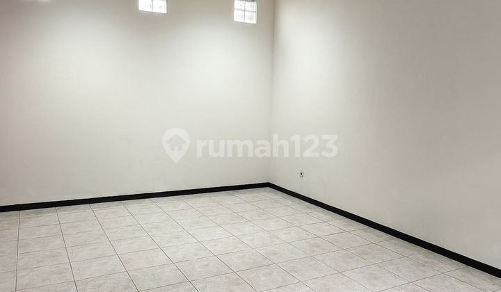 For Rent Commercial Space on the Main Roadside of Kartasura Solo