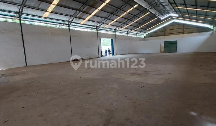 Dijual gudang dengan tanah yang luas di Deli Serdang Sumatera Utara