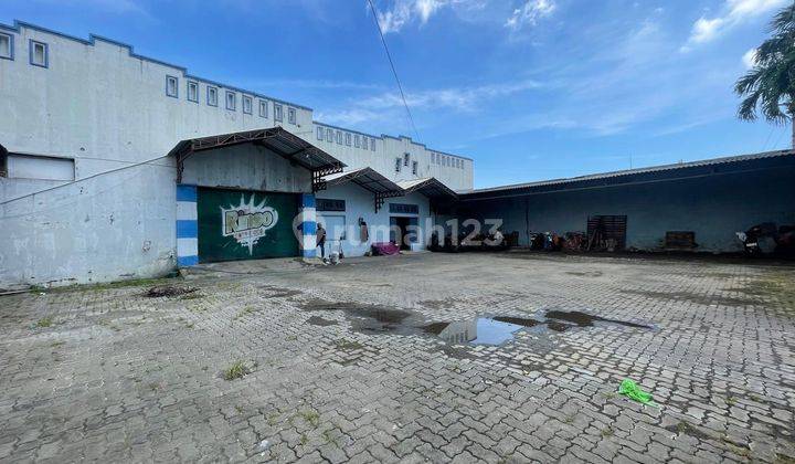 Dijual gudang dan kantor yang luas di tengah kota Pekalongan  1