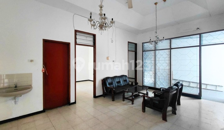 Disewakan Rumah Luas Kondisi Bagus,Terawat dan Siap Huni di Semarang Utara 2