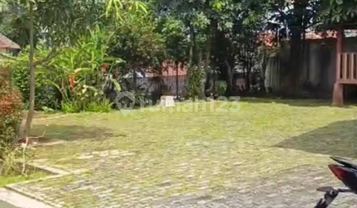 Old House for Sale in Salatiga Near Christ the King Church 2