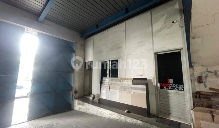 Disewakan Gudang Gatsu Semarang Ada Loading Dock 2