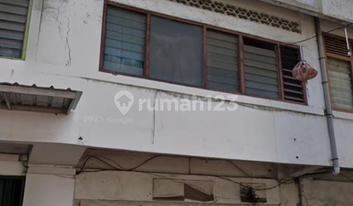 Disewakan kios 3 lantai di Pecinan Semarang 1