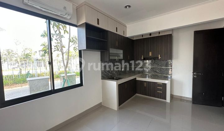  Disewa Rumah PIK 2 Milenial 2 Lantai Semi Furnish Bagus Uk 4.5x10