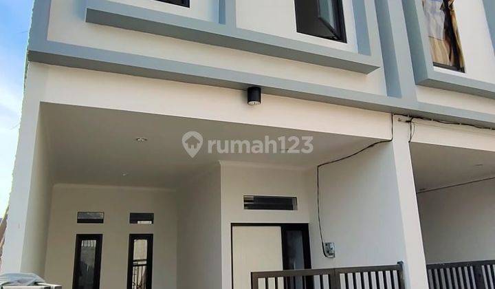 Rumah baru 2 lantai, perumahan wonorejo selatan rungkut 2