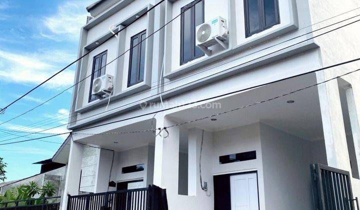 Di kontrakkan atau di jual rumah baru gress 2 lantai rungkut 1