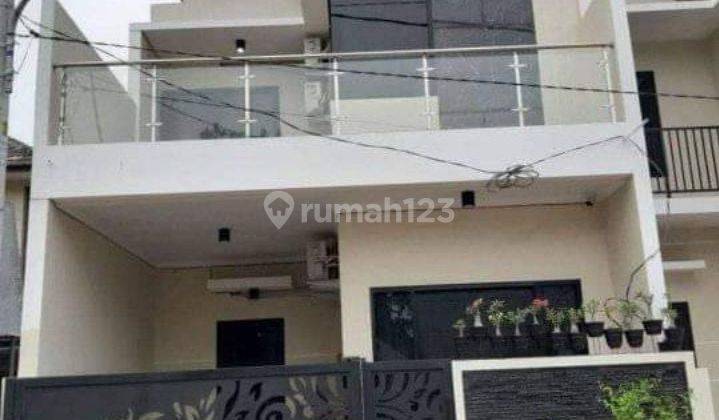 Rumah baru 2 lantai nol jalan raya rungkut 1