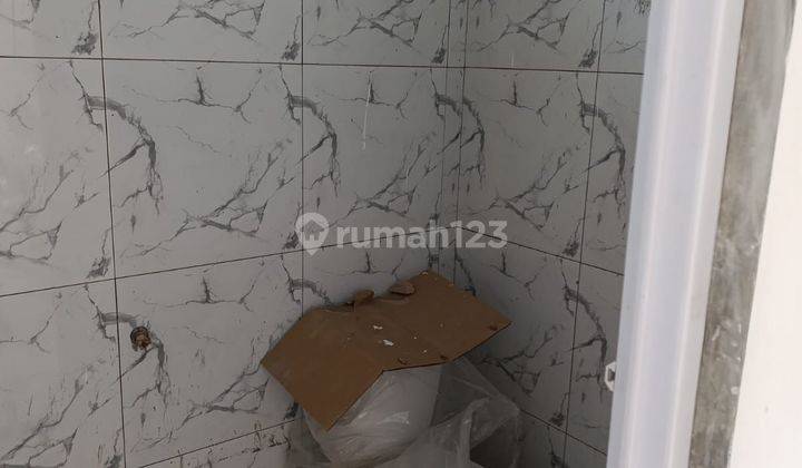 Rumah baru 1 lantai dekat kampus UPN rungkut 2