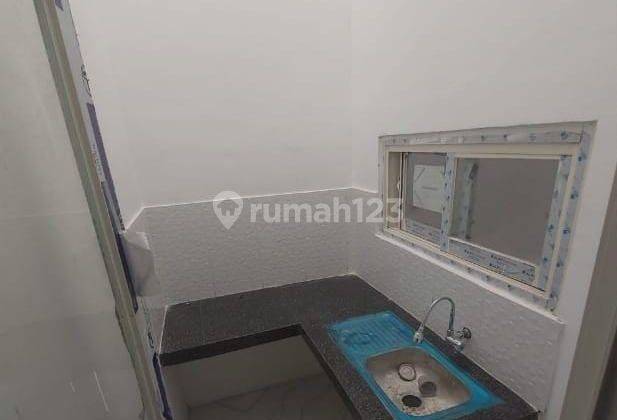 Rumah baru 2 lantai wisma tropodo waru sidoarjo 2