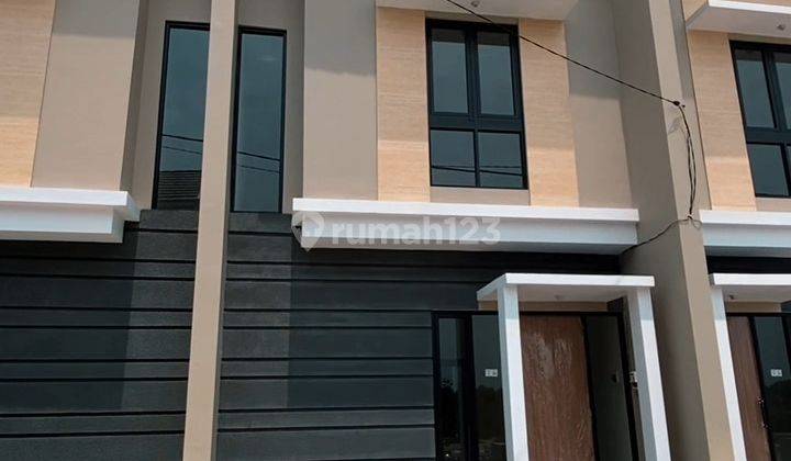 Di Sewakan Atau Di Jual Rumah Baru 2 Lantai Siap Huni 2