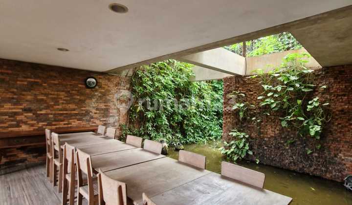 Rumah Sewa di Taman Tangkuban Perahu Menteng Jakarta Pusat - Furnished - Bagus