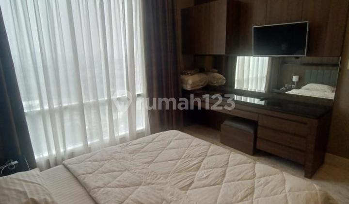 Apartemen Botanika Simprug, Lantai 36 , 2 Kmr Tidur 3