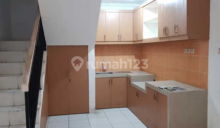 Pondok Indah, Pinang Mas 2-Story House with SHM Pondok Indah, Pinang Mas 2-Story House with SHM