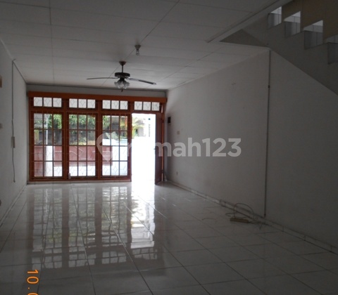 Pondok Indah dekat Pondok Indah Mall -  SHM 2