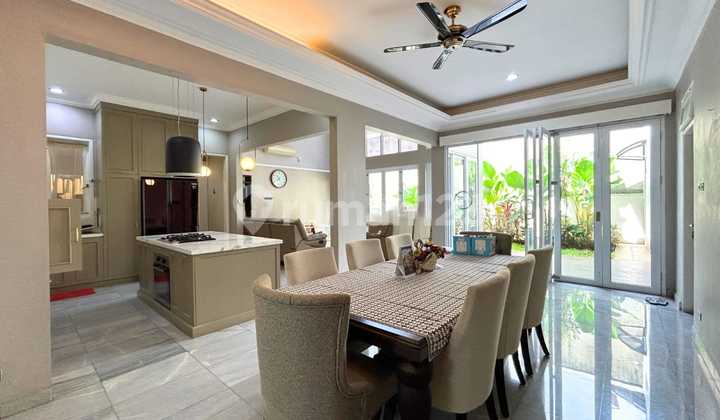 Pejaten Barat Ii - Rumah 2 Lantai- Bagus